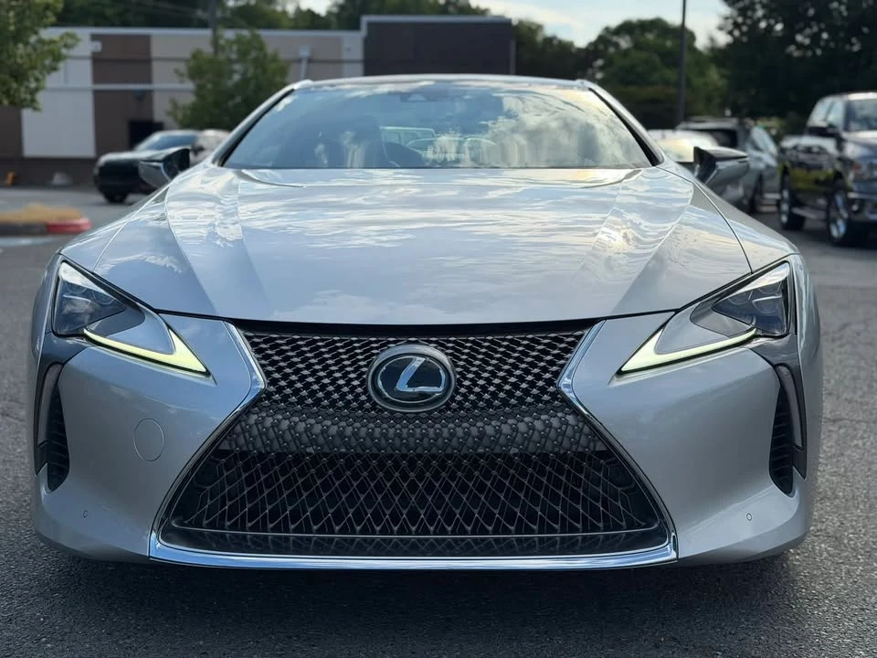 2018 Lexus LC - Image 3 of 5