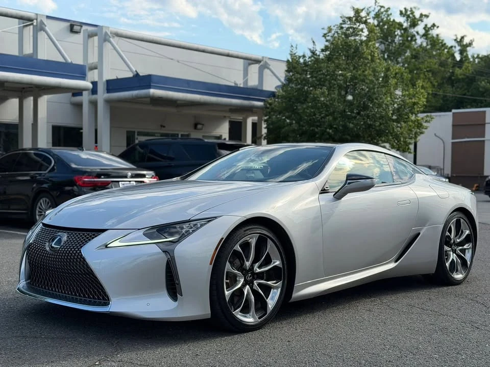 2018 Lexus LC - Image 2 of 5