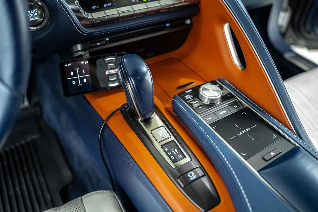 2018 Lexus LC - Image 30 of 31