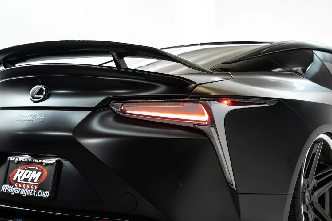 2018 Lexus LC - Image 14 of 31