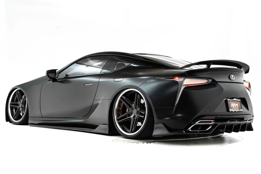 2018 Lexus LC - Image 12 of 31