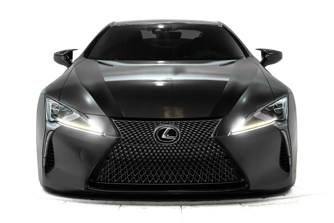2018 Lexus LC - Image 9 of 31