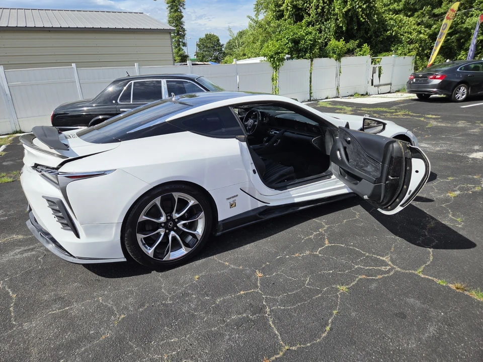2018 Lexus LC - Image 5 of 11