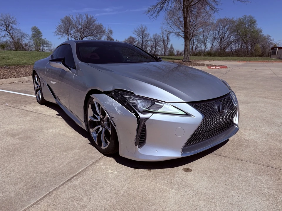 2018 Lexus LC - Image 10 of 21
