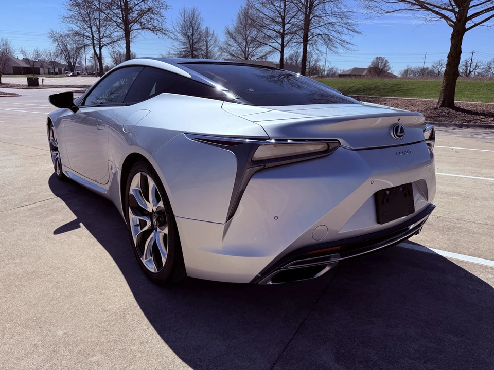 2018 Lexus LC - Image 4 of 21