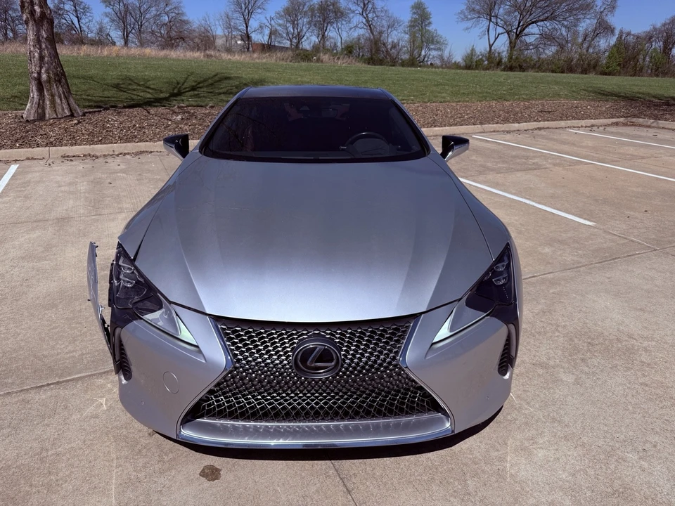 2018 Lexus LC - Image 11 of 21