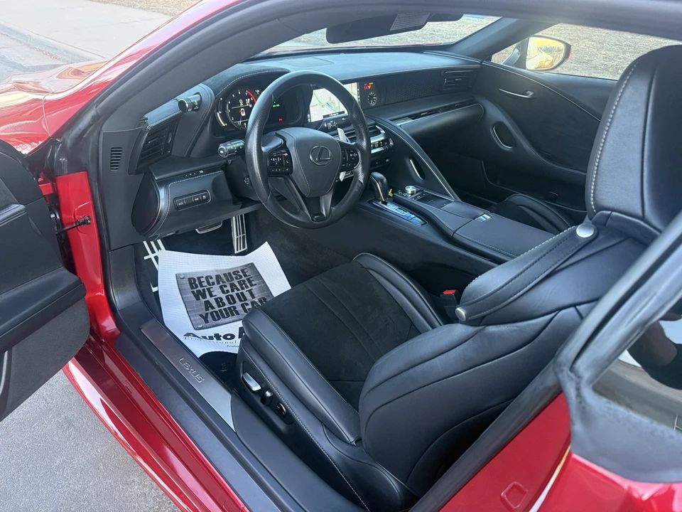2018 Lexus LC - Image 6 of 11