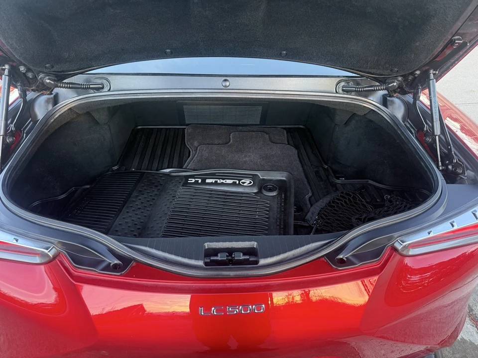 2018 Lexus LC - Image 11 of 11