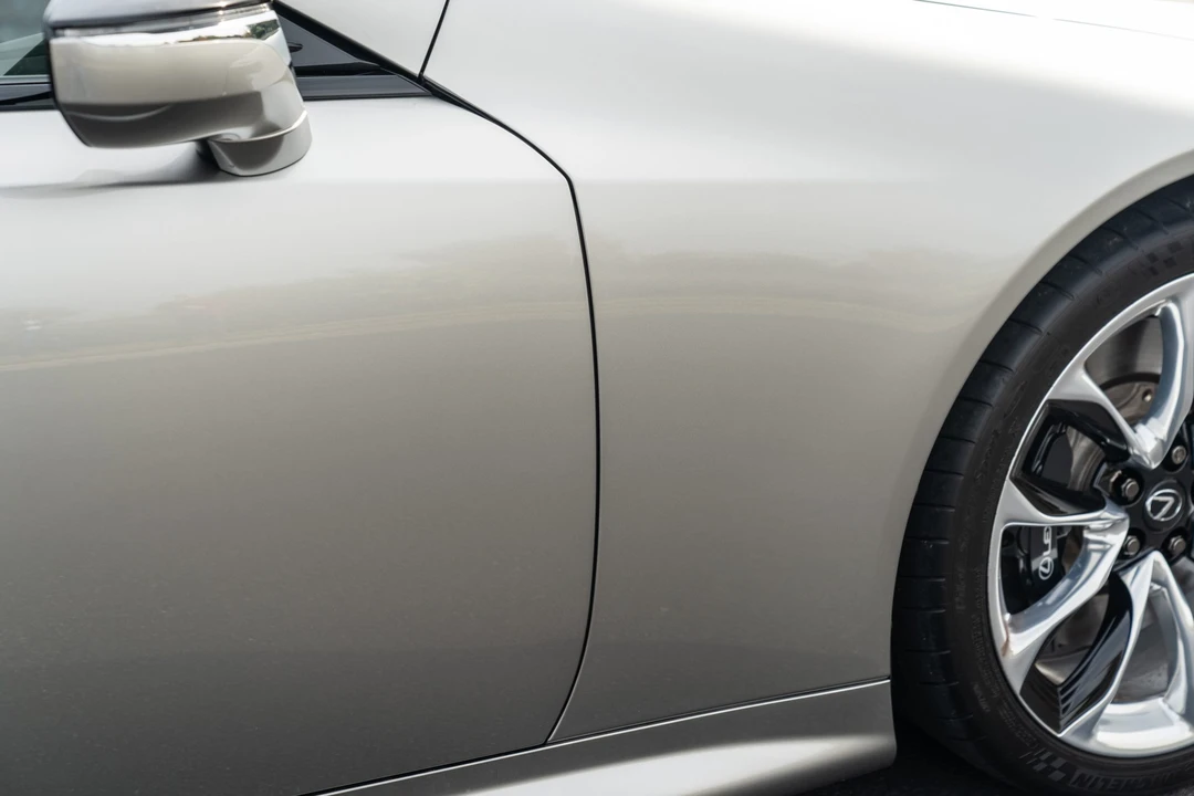 2018 Lexus LC - Image 23 of 31
