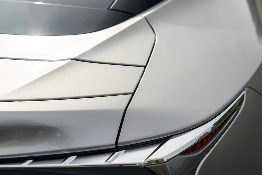 2018 Lexus LC - Image 30 of 31