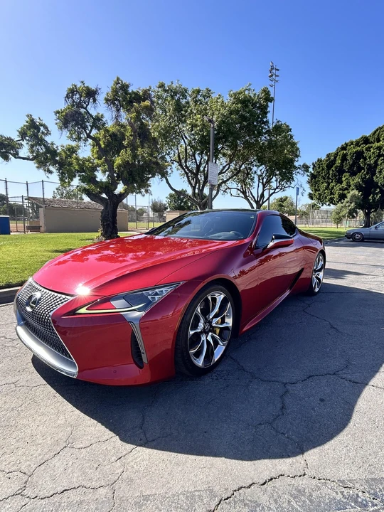 2018 Lexus LC - Image 2 of 31