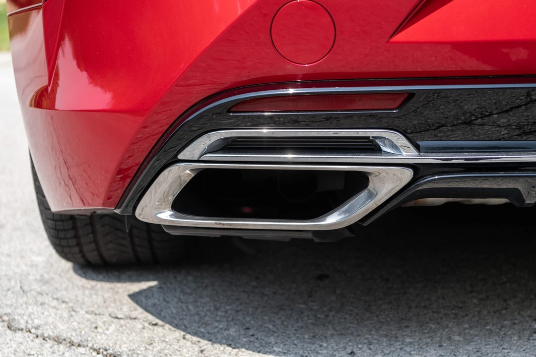 2018 Lexus LC - Image 21 of 31