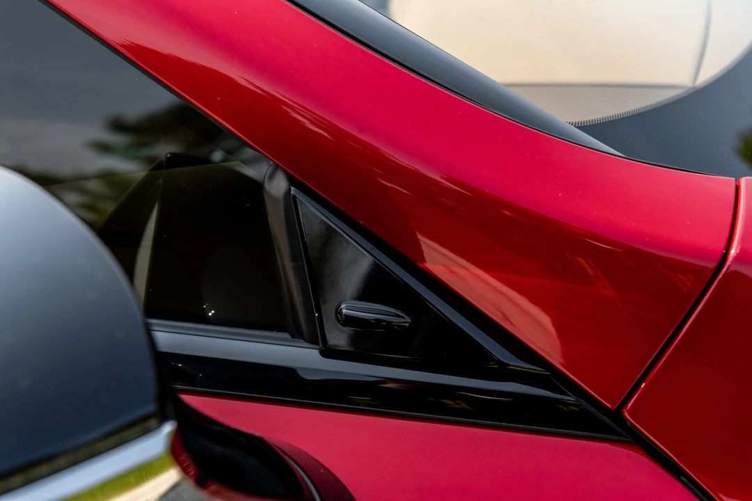 2018 Lexus LC - Image 31 of 31