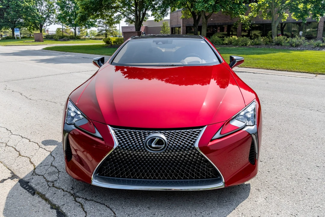 2018 Lexus LC - Image 3 of 31
