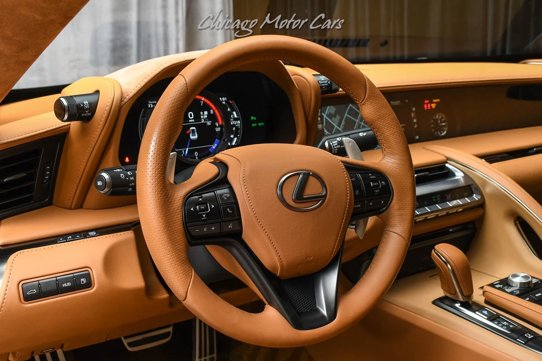 2018 Lexus LC - Image 9 of 31