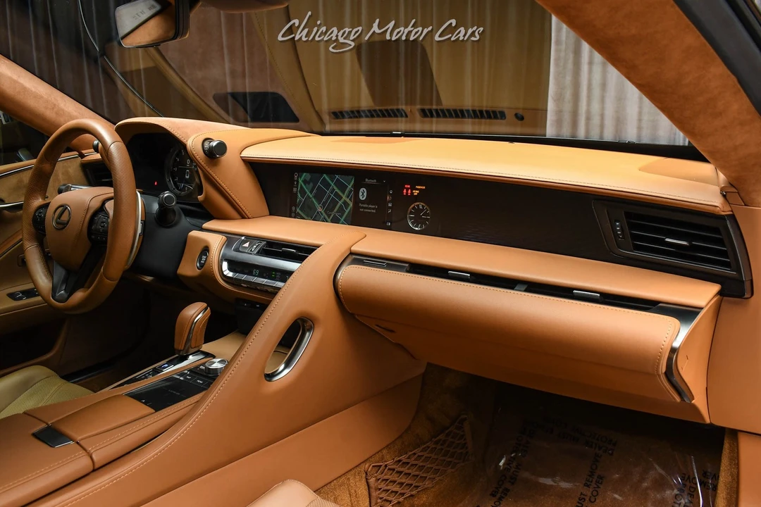 2018 Lexus LC - Image 23 of 31