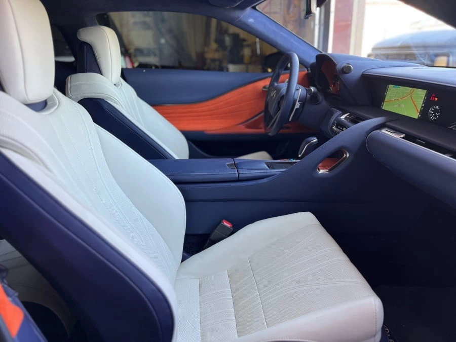 2018 Lexus LC - Image 21 of 27