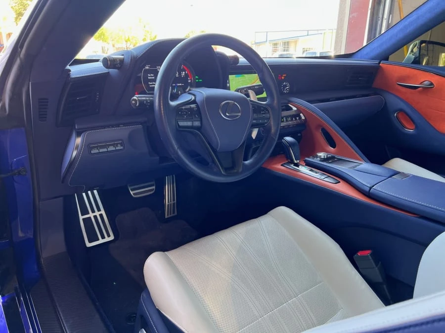 2018 Lexus LC - Image 26 of 27