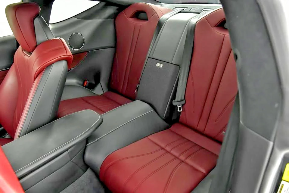 2018 Lexus LC - Image 8 of 9