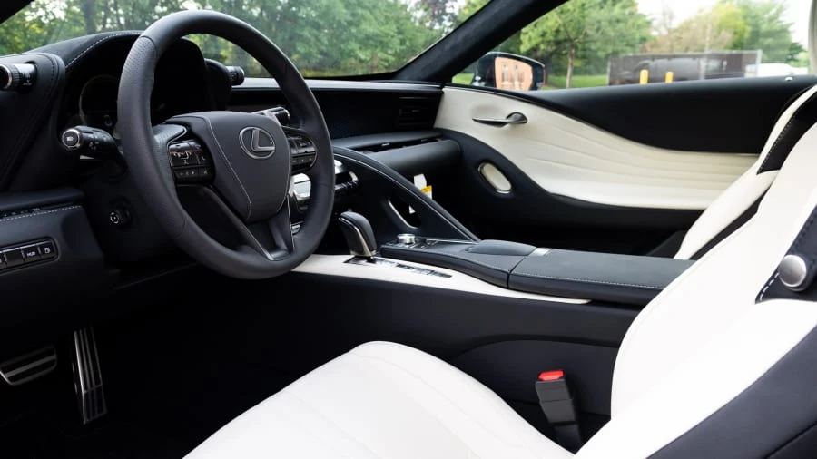 2018 Lexus LC - Image 4 of 31