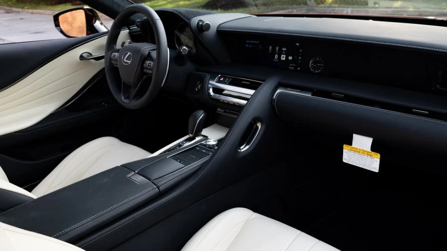 2018 Lexus LC - Image 5 of 31