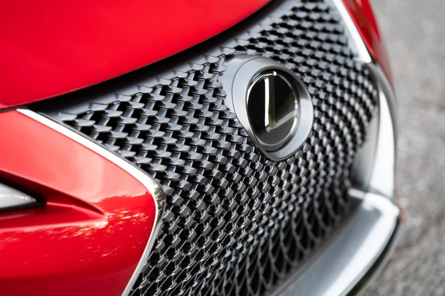 2018 Lexus LC - Image 9 of 31