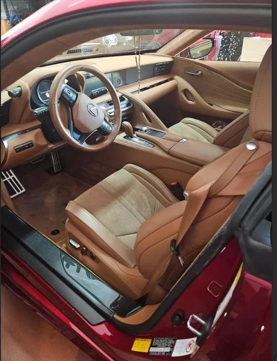 2018 Lexus LC - Image 6 of 21