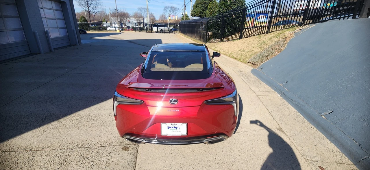 2018 Lexus LC - Image 20 of 21