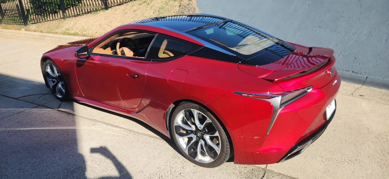 2018 Lexus LC - Image 5 of 21