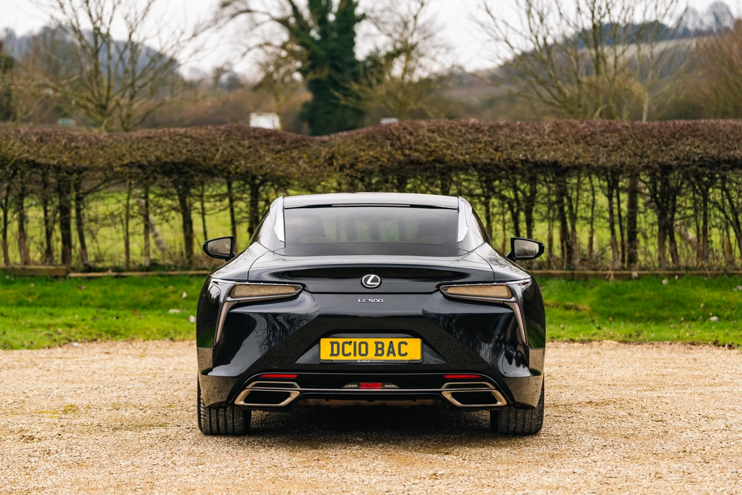 2018 Lexus LC - Image 6 of 31