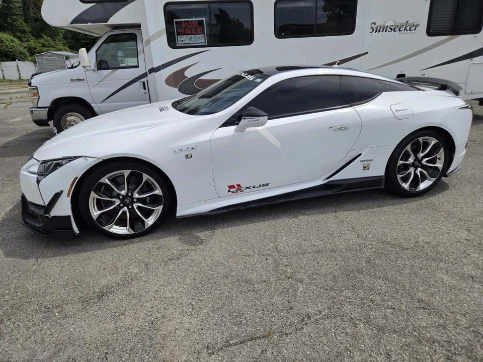 2018 Lexus LC - Image 12 of 13