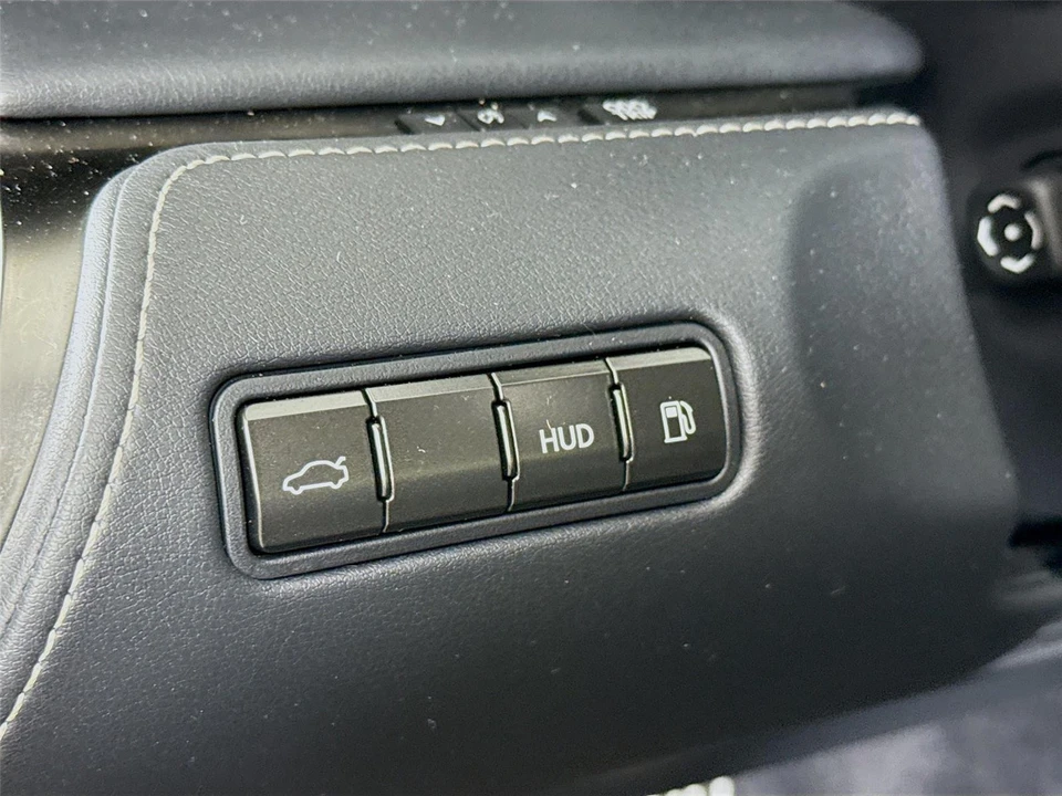 2018 Lexus LC - Image 6 of 20