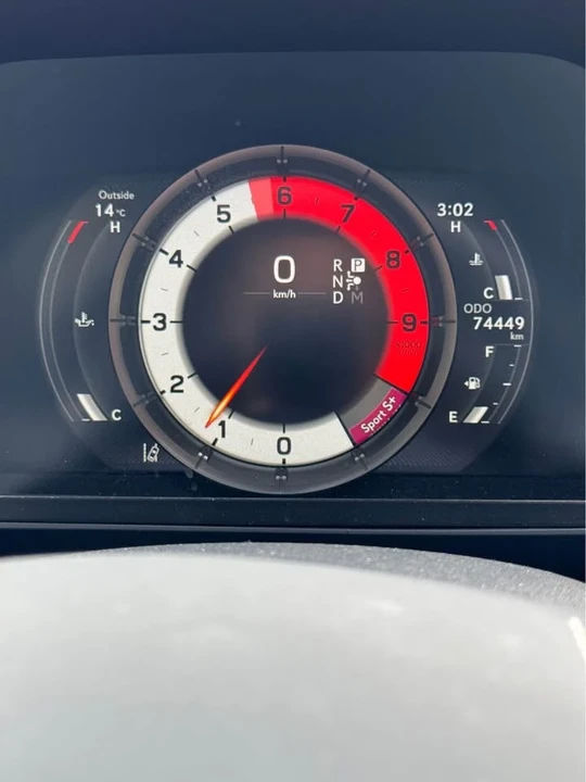 2018 Lexus LC - Image 8 of 10