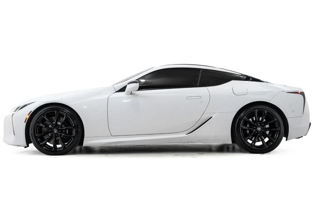 2018 Lexus LC - Image 11 of 31