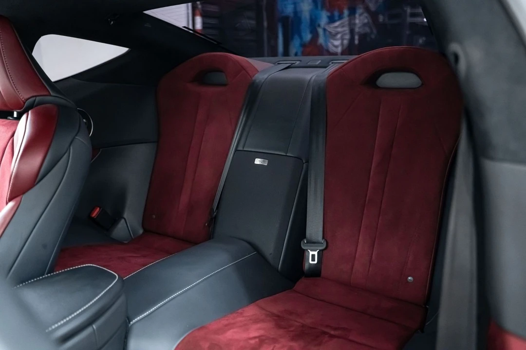 2018 Lexus LC - Image 22 of 31
