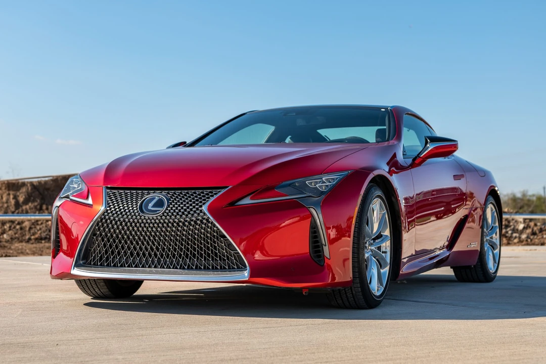 2018 Lexus LC - Image 4 of 31