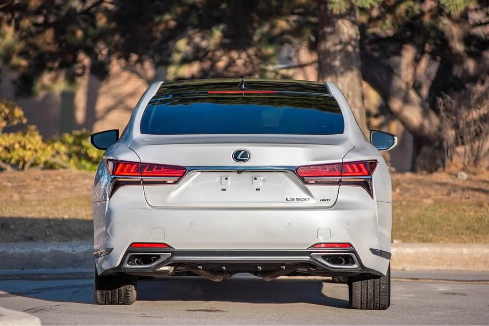 2018 Lexus LS 5th Gen - Image 5 of 20