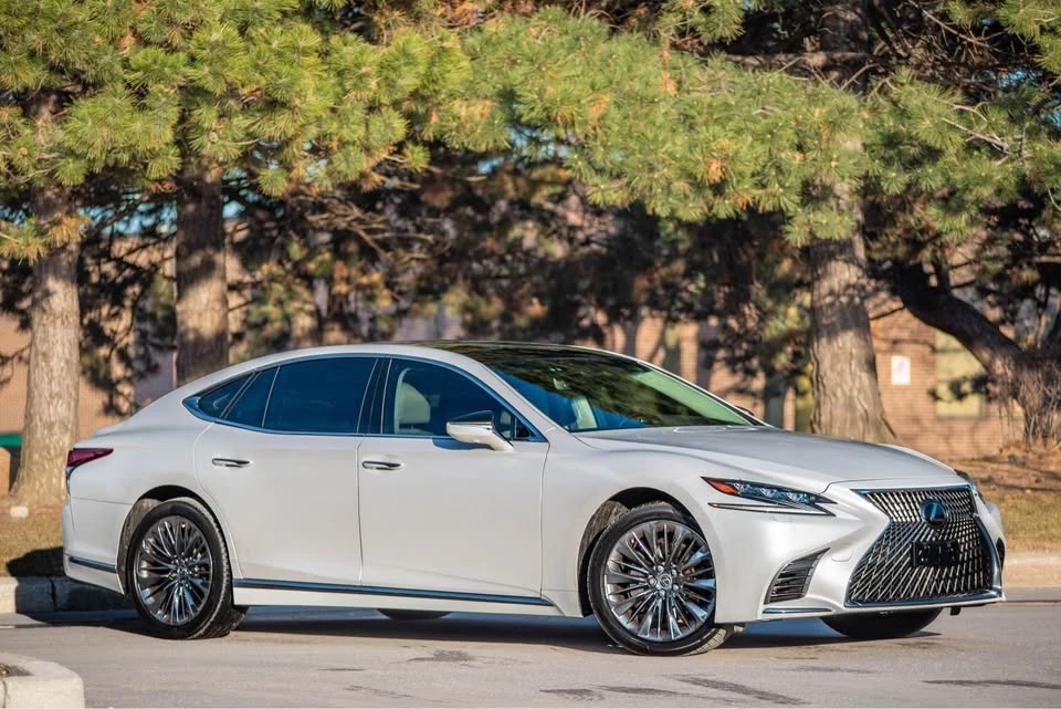 2018 Lexus LS 5th Gen - Image 2 of 20