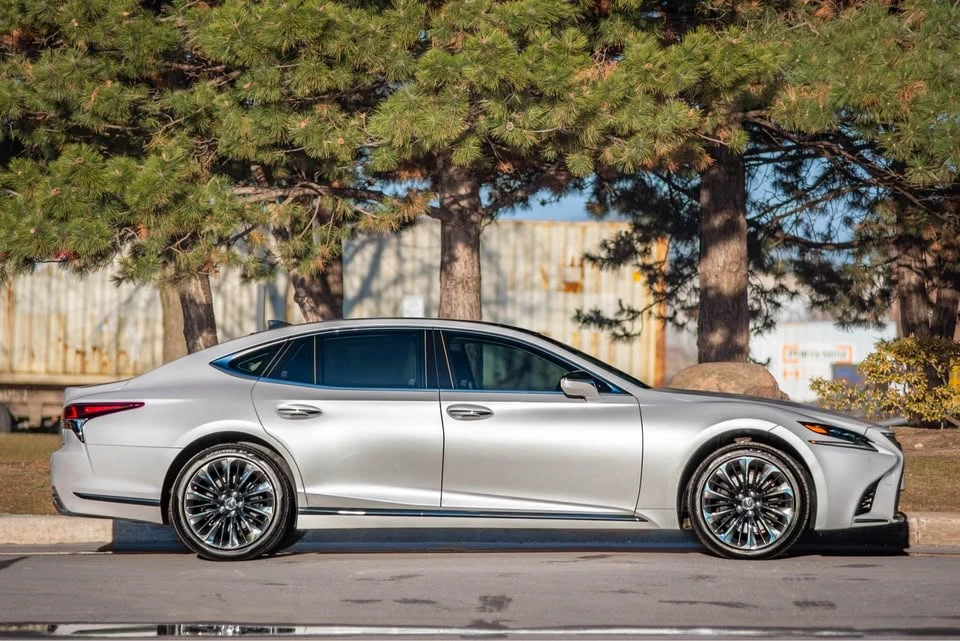 2018 Lexus LS 5th Gen - Image 3 of 20