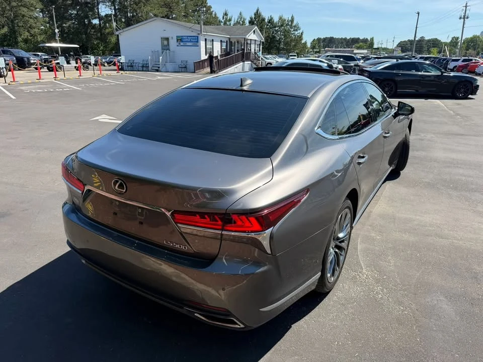 2018 Lexus LS 5th Gen - Image 13 of 20