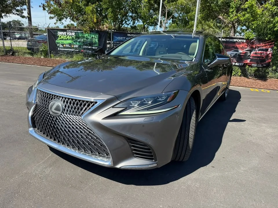 2018 Lexus LS 5th Gen - Image 5 of 20