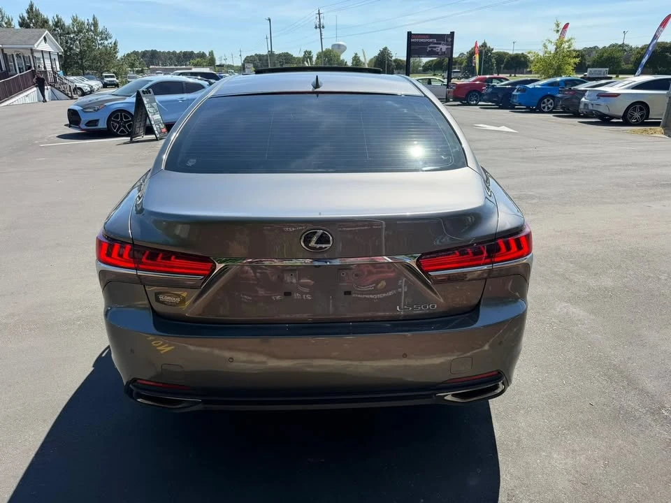 2018 Lexus LS 5th Gen - Image 10 of 20