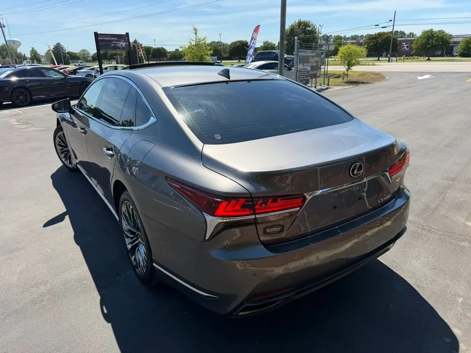 2018 Lexus LS 5th Gen - Image 9 of 20