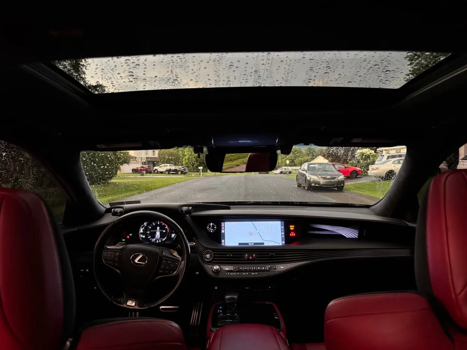 2018 Lexus LS 5th Gen - Image 15 of 20