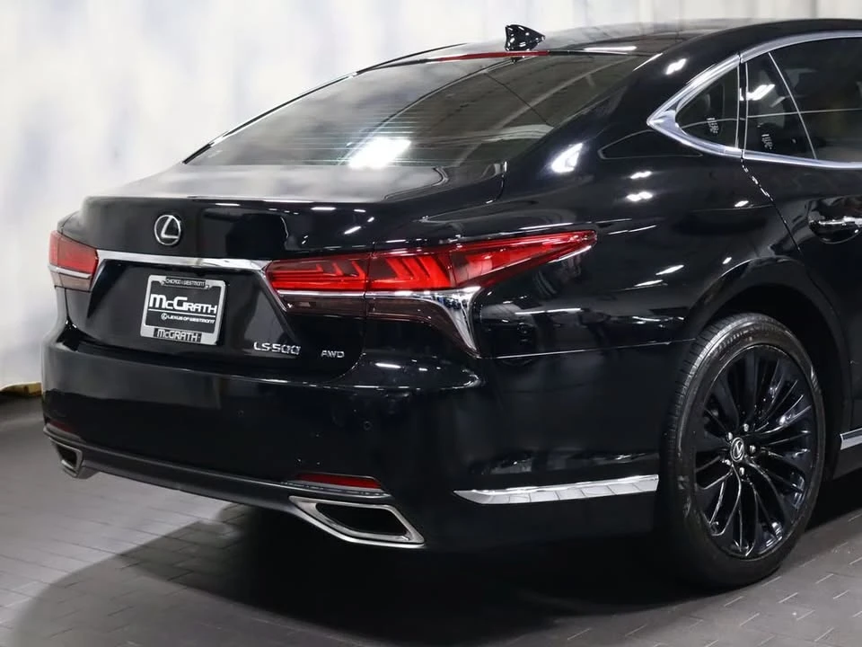 2018 Lexus LS 5th Gen - Image 10 of 20