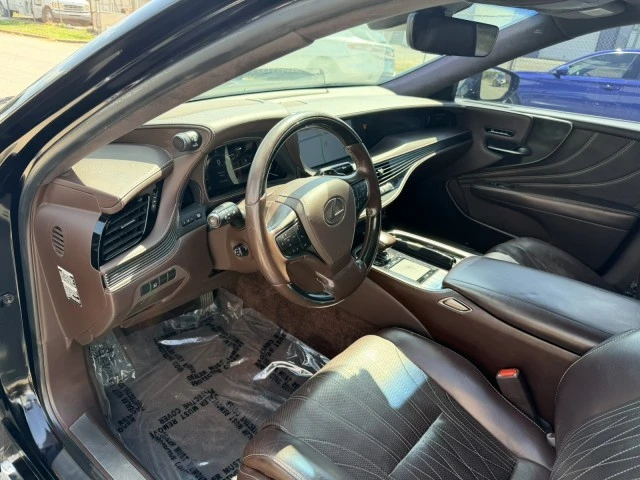 2018 Lexus LS 5th Gen - Image 8 of 20