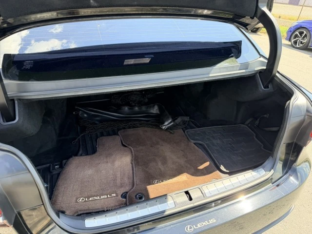 2018 Lexus LS 5th Gen - Image 18 of 20