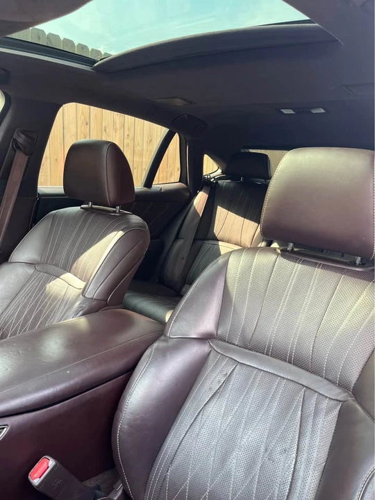 2018 Lexus LS 5th Gen - Image 6 of 7