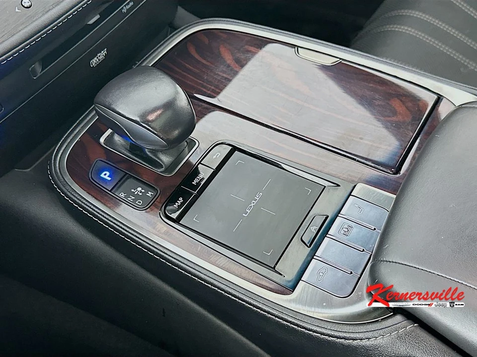 2018 Lexus LS 5th Gen - Image 16 of 24