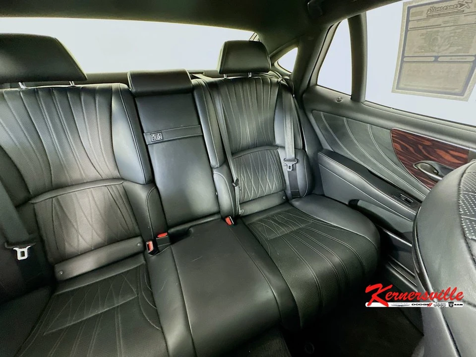 2018 Lexus LS 5th Gen - Image 14 of 24